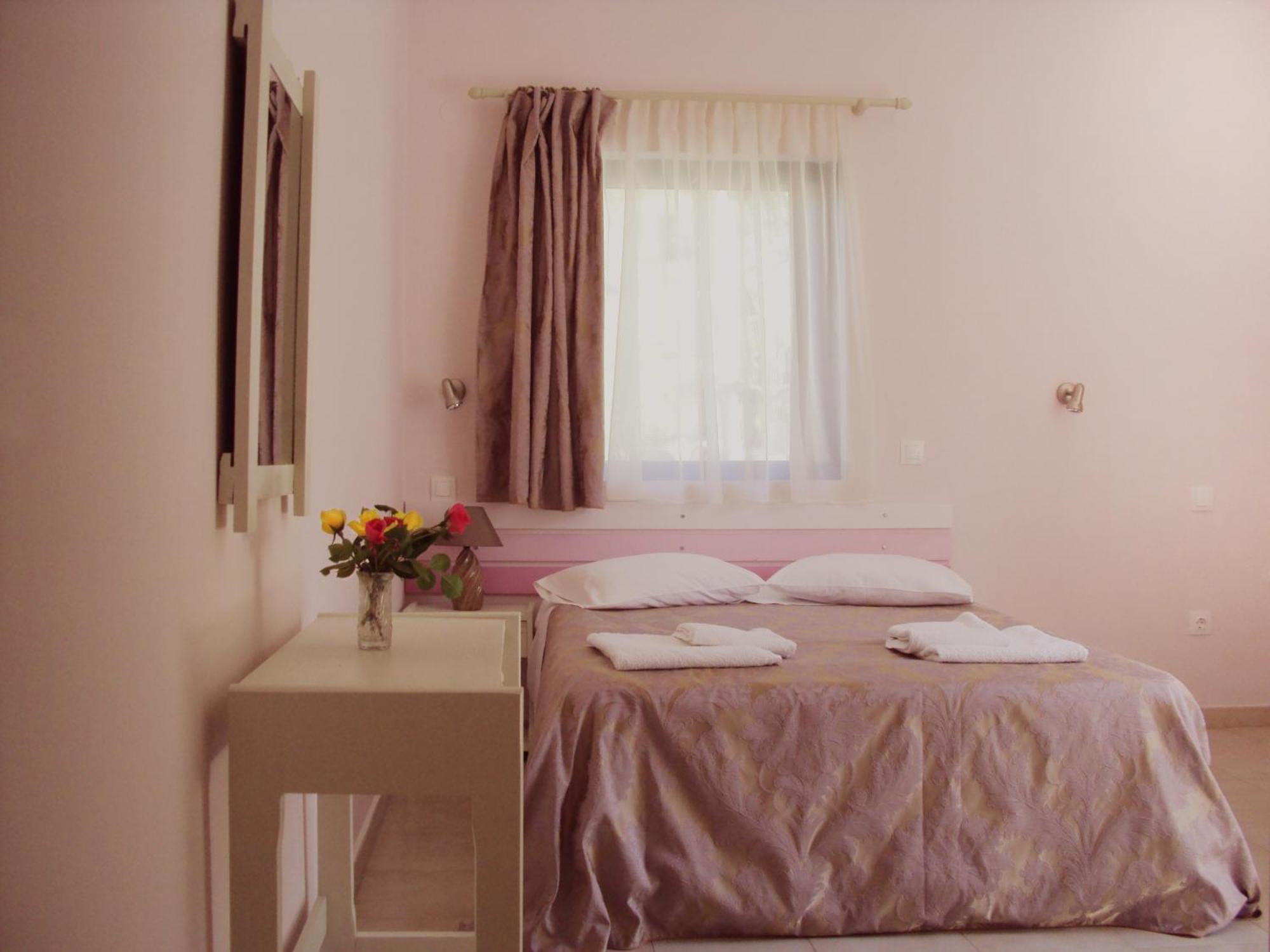 Yasemi Rooms Василики Екстериор снимка