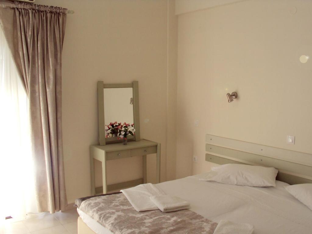 Yasemi Rooms Василики Стая снимка