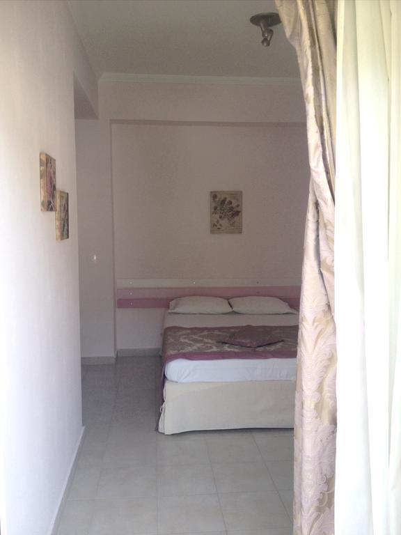 Yasemi Rooms Василики Екстериор снимка