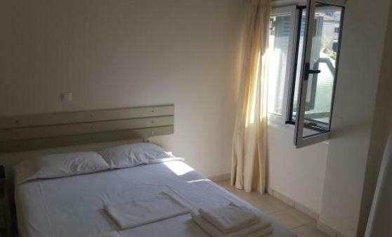 Yasemi Rooms Василики Екстериор снимка